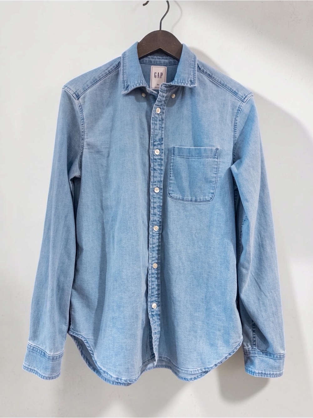 ✨GAP✨ Light Blue Denim Button-Down Shirt